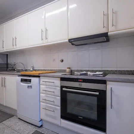 Appartement Familyhub - Ecohost - Spacious 3-bedroom For 8 People With Ac And Parking Near Porto And The Beaches *