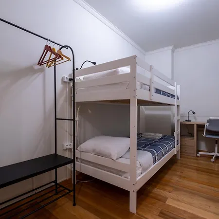 Familyhub - Ecohost - Spacious 3-bedroom For 8 People With Ac And Parking Near Porto And The Beaches アパート