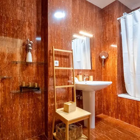 Appartement Familyhub - Ecohost - Spacious 3-bedroom For 8 People With Ac And Parking Near Porto And The Beaches Senhora da Hora